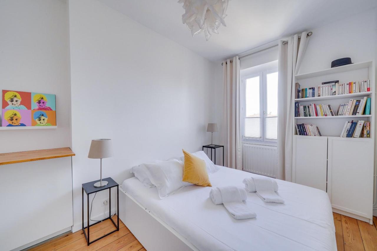 Le Hugue Up - Bel Appartement En Plein Coeur De Бордо Экстерьер фото